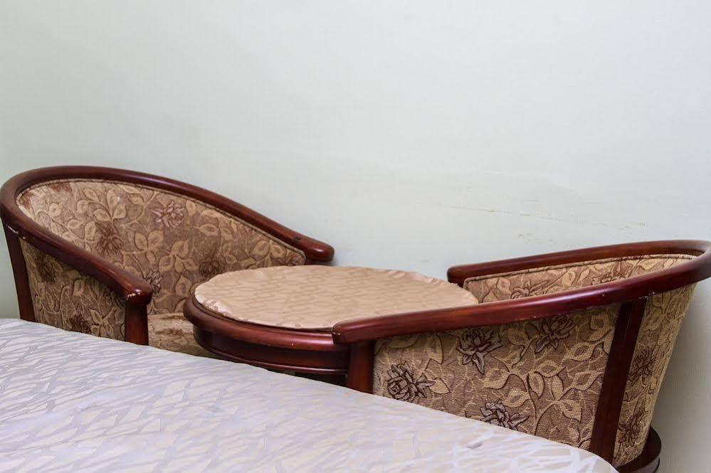 Alma House Hotel Аккра Екстер'єр фото