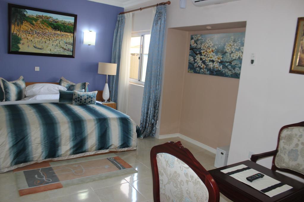 Alma House Hotel Аккра Екстер'єр фото