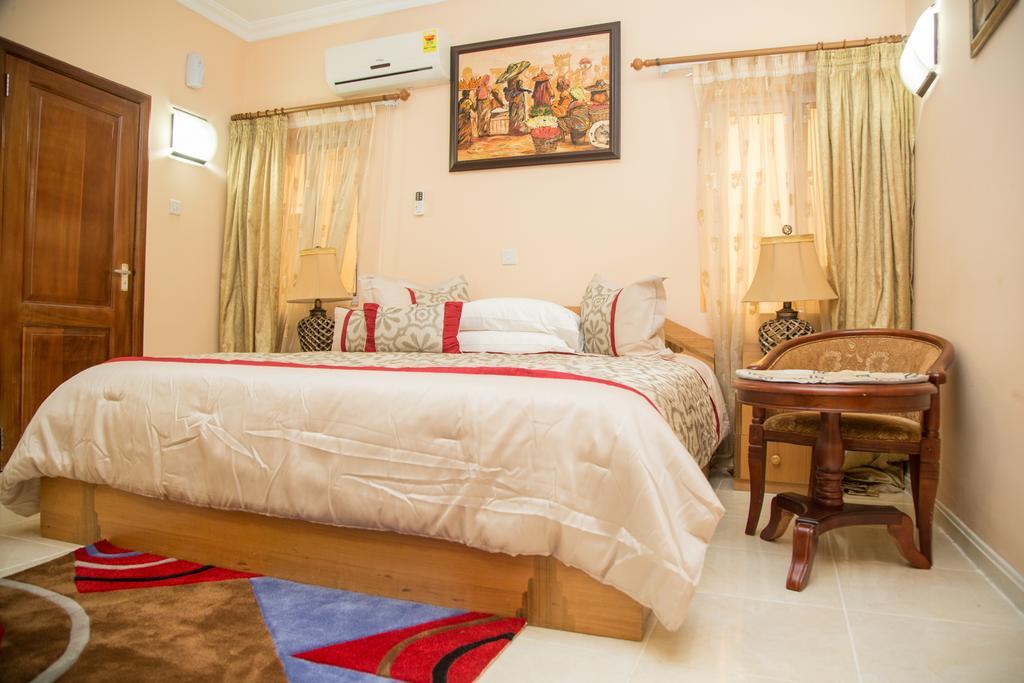 Alma House Hotel Аккра Екстер'єр фото