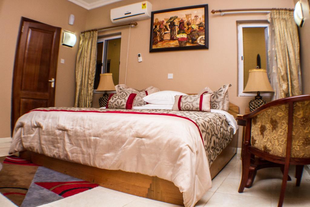 Alma House Hotel Аккра Екстер'єр фото